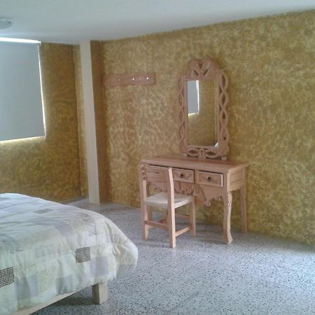 טולוקה Hotel Tolotzin חדר תמונה